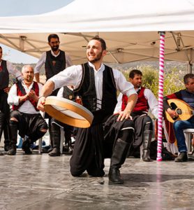 Category: Folk dances and performances