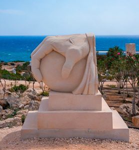 Category: Traditional and contemporary art